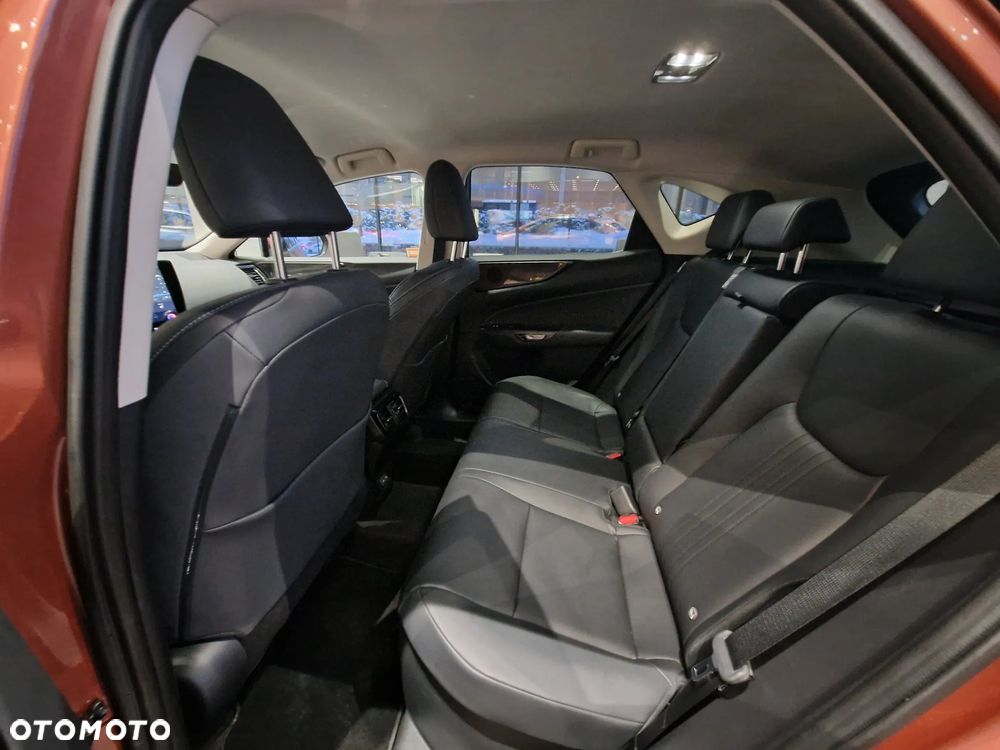 Lexus NX 350h Prestige AWD - 19