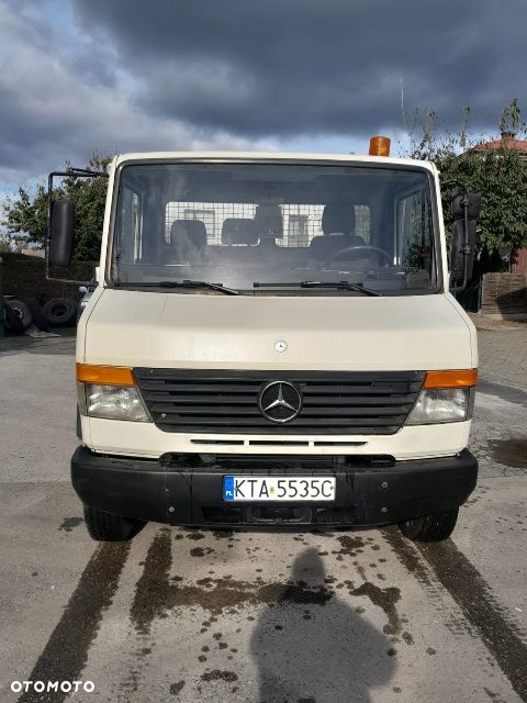 Mercedes-Benz 616 D - 1