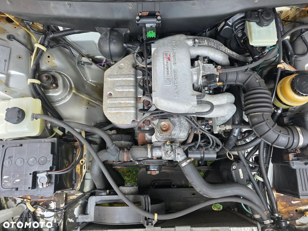 Polonez Caro - 16