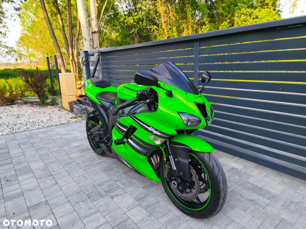 Kawasaki ZX - 16