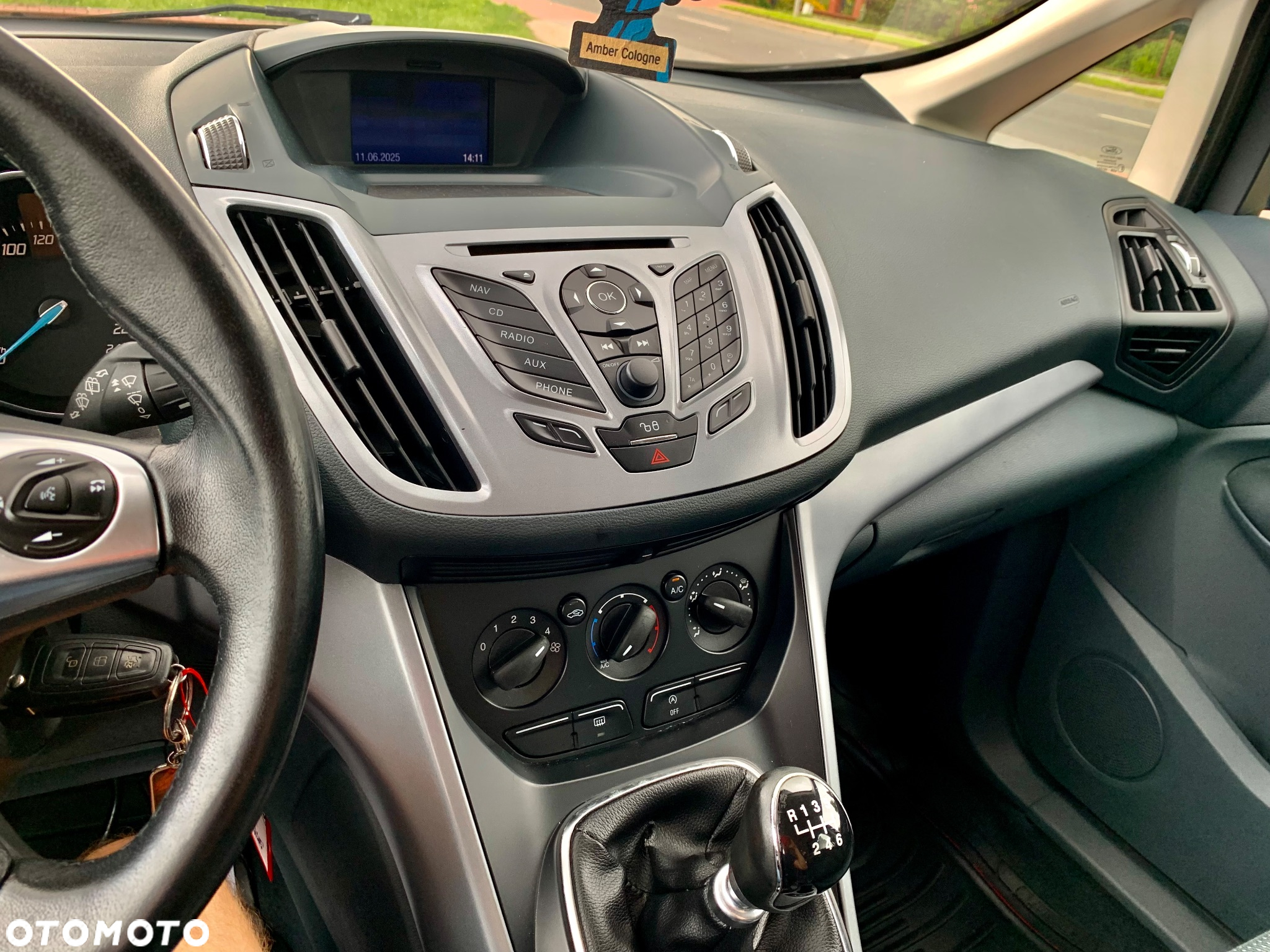 Ford Grand C-MAX - 25
