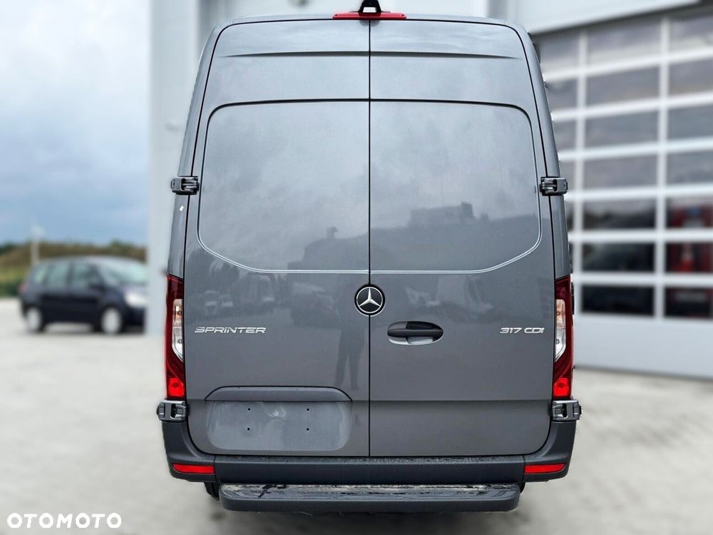 Mercedes-Benz Sprinter Furgon 317 cdi L3H2 - 14