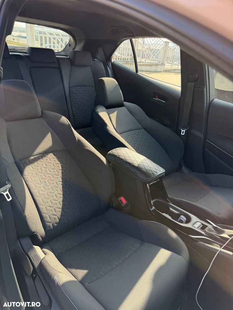 Toyota Corolla 1.8 Comfort - 12