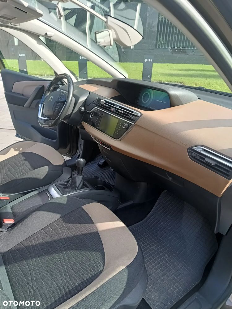 Citroën C4 Grand Picasso - 11