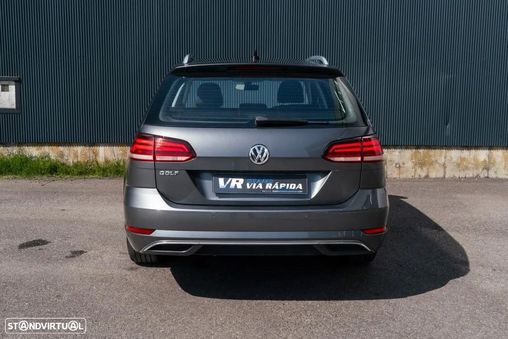 VW Golf - 6