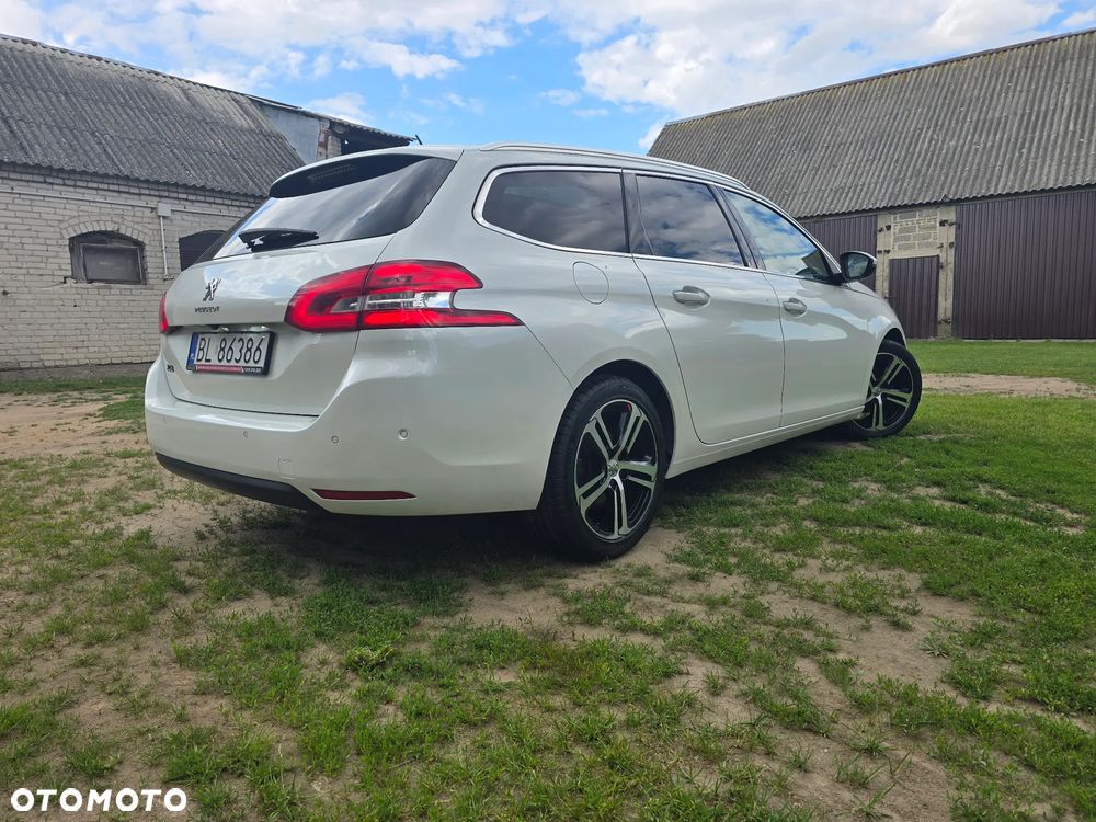 Peugeot 308 1.2 PureTech Style S&S - 3