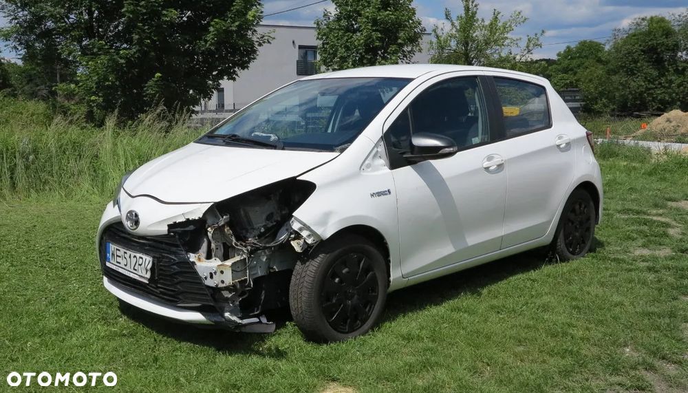 Toyota Yaris Hybrid 100 Active EU6 - 2