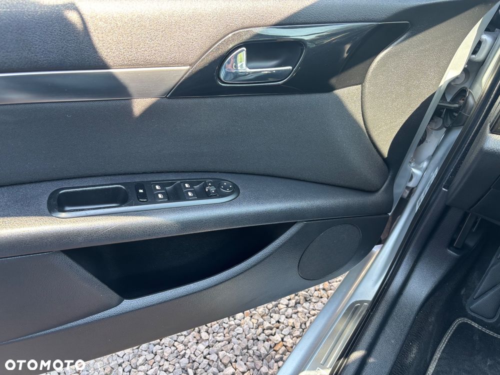 Peugeot 407 2.0 Premium - 22