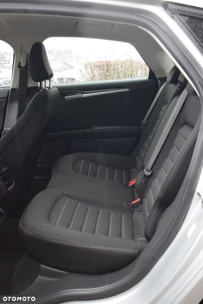 Ford Mondeo 1.5 EcoBoost Trend - 13