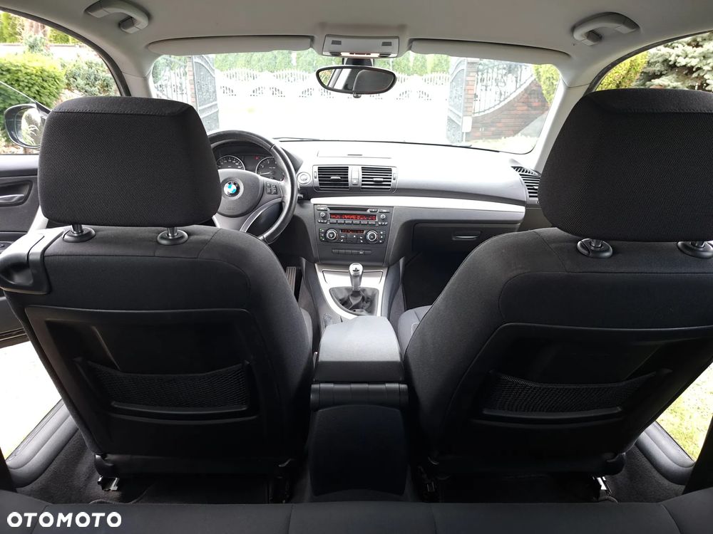 BMW Seria 1 116i - 35