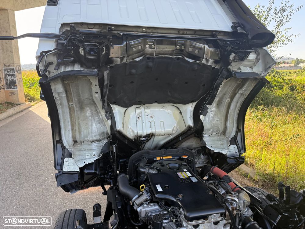 Isuzu NLR 3.0 35.150 Ch. Curto - 21