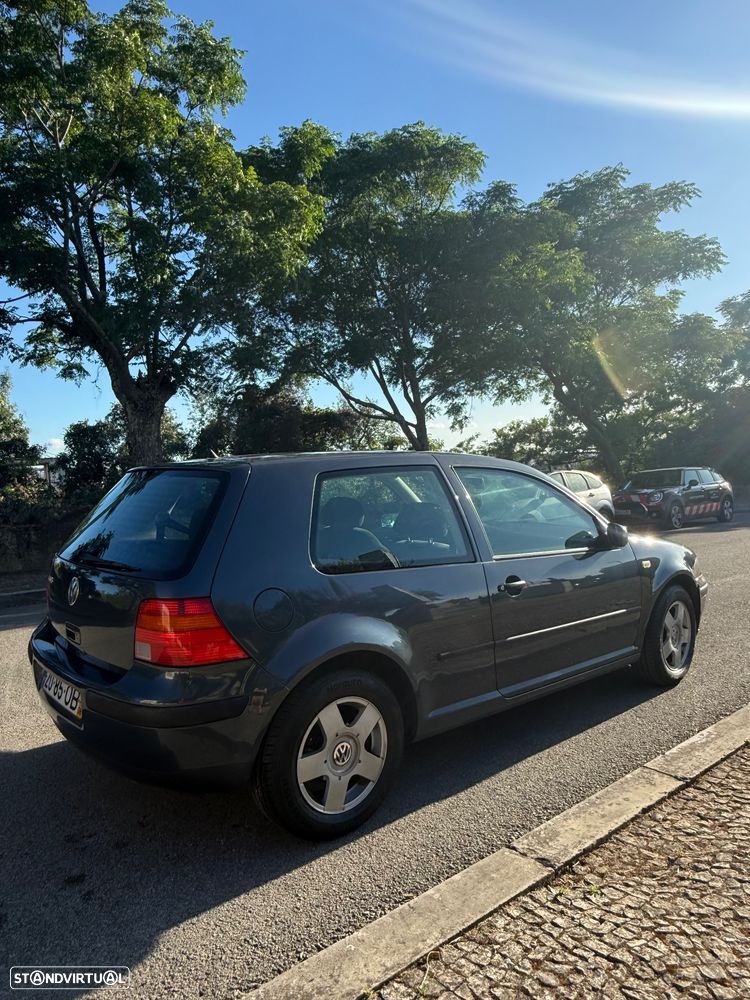 VW Golf 1.4i 25 Anos - 6