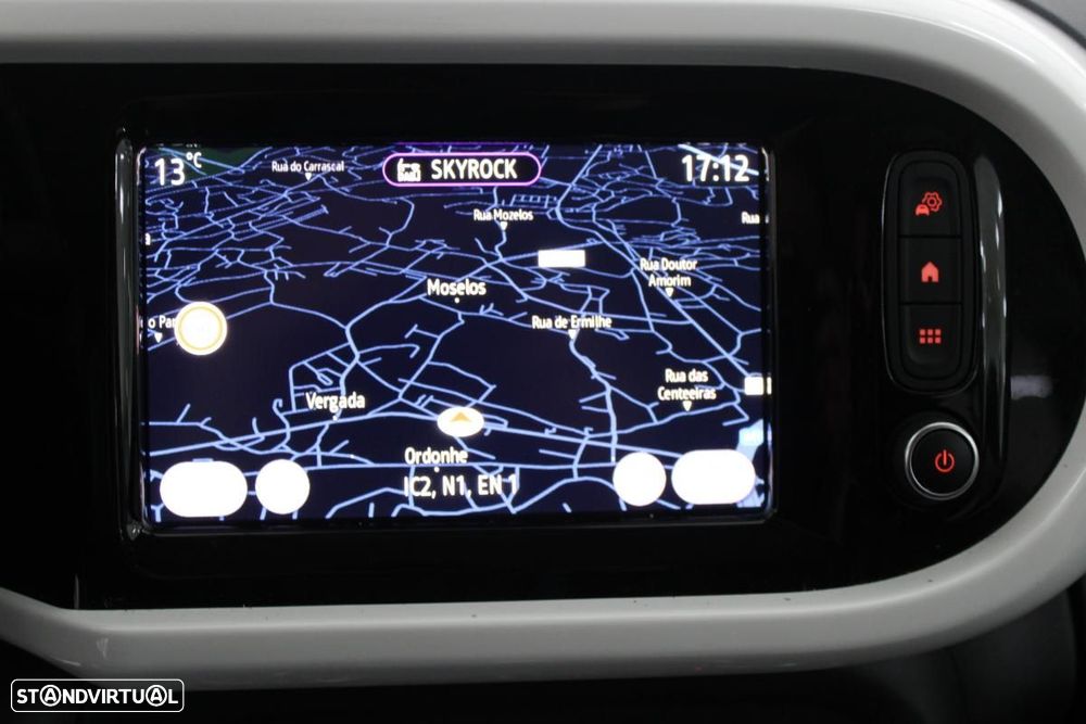 Renault Twingo Z.E. 22 Intens - 24