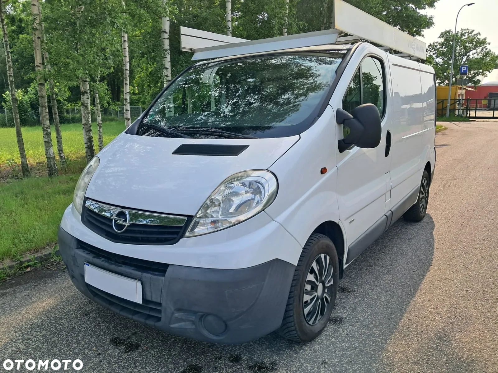 Opel Vivaro - 1
