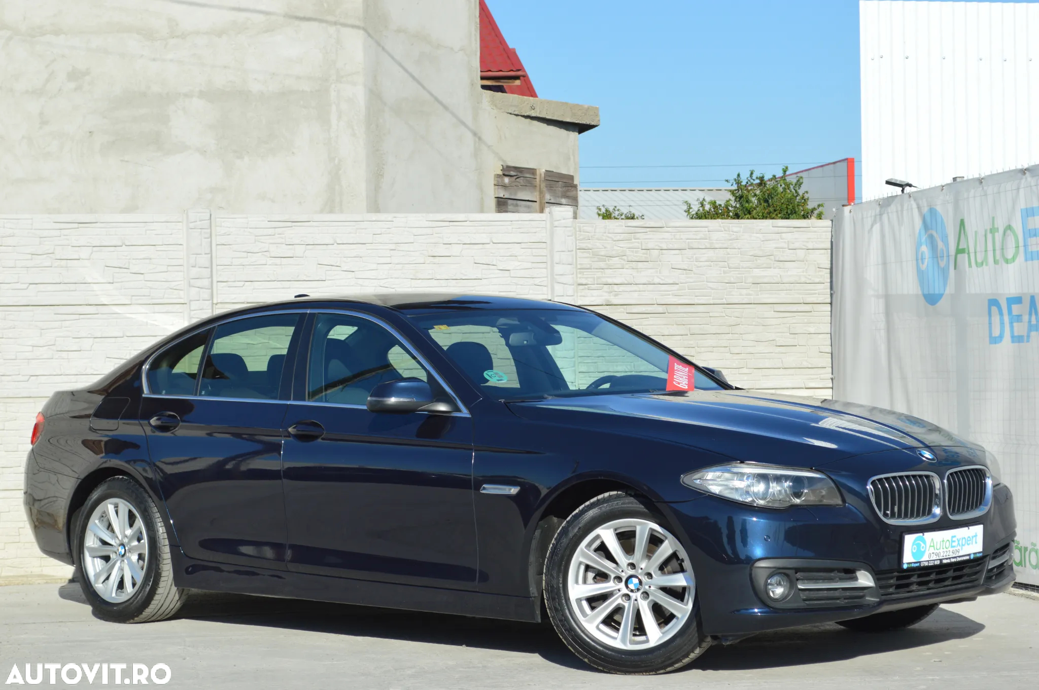 BMW Seria 5 520d Aut. Sport Line - 12