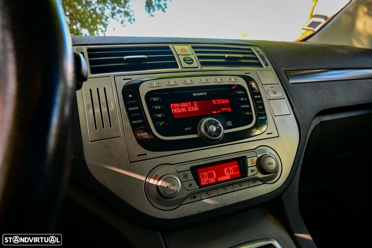 Ford Kuga 2.0 TDCi Titanium - 28