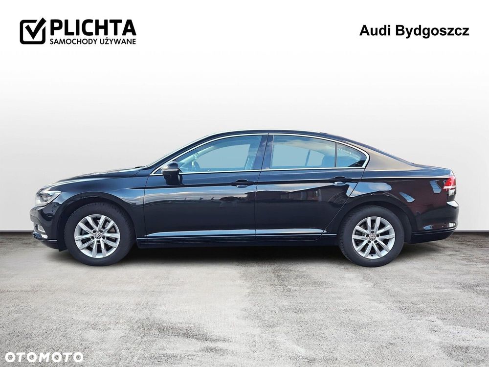 Volkswagen Passat - 2