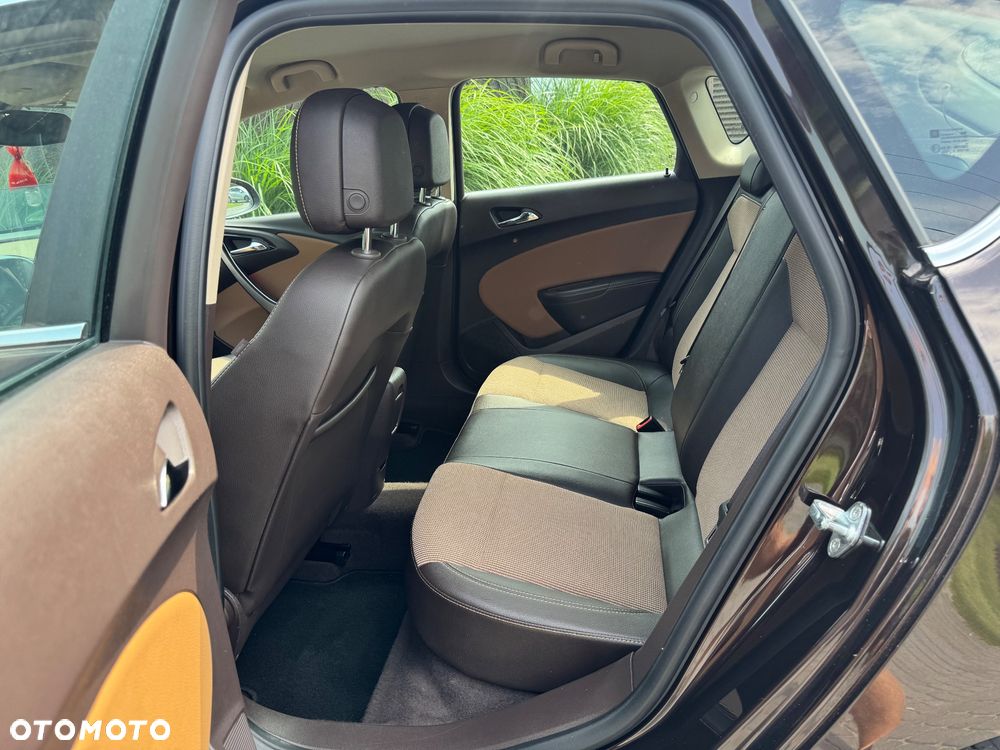 Opel Astra - 18