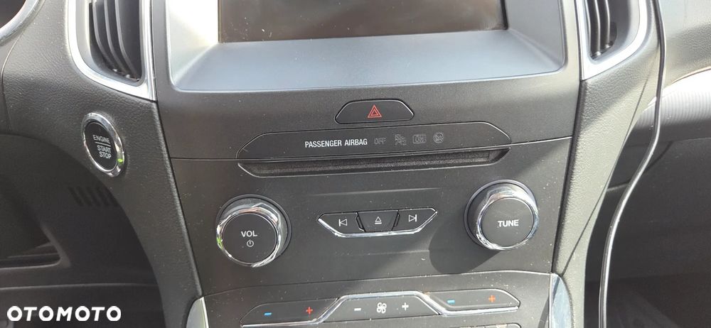 Ford S-Max 2.0 TDCi Titanium PowerShift - 15