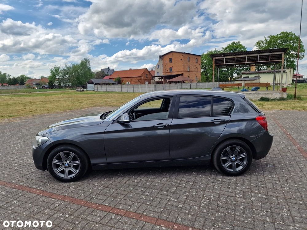 BMW Seria 1 118i - 6