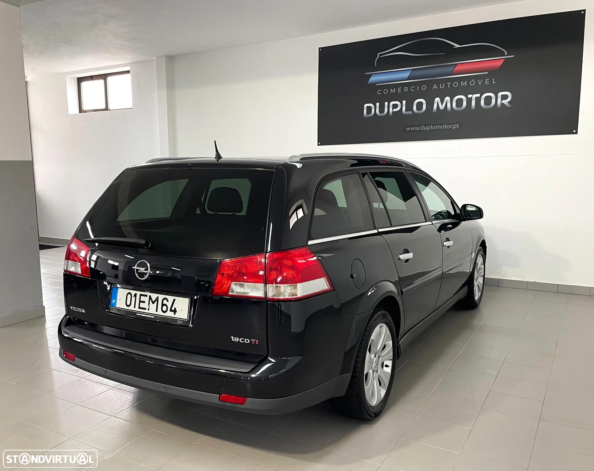 Opel Vectra Caravan 1.9 CDTi Executive - 5