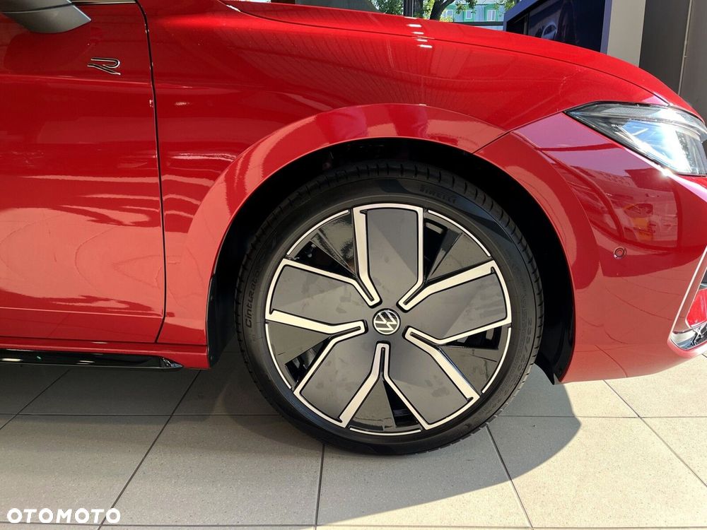 Volkswagen Passat Variant 2.0 TDI SCR R-Line Plus DSG - 38