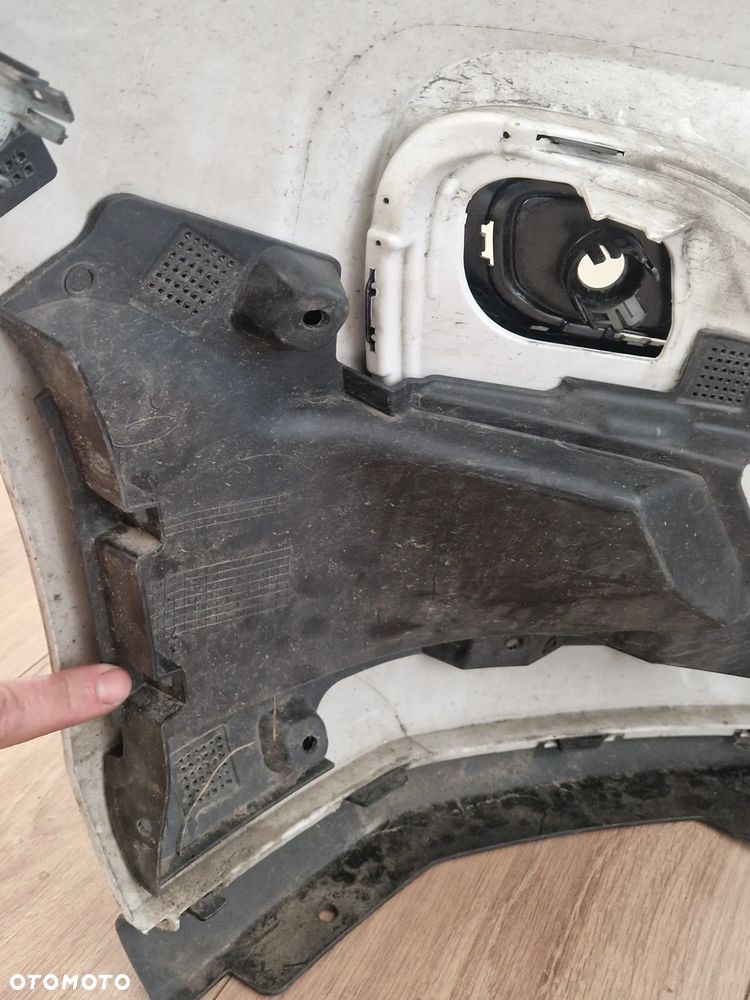 Zderzak Ford Focus Mk4 lift - 14