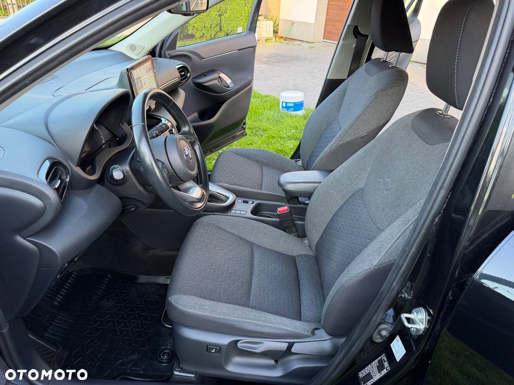 Toyota Yaris Cross Hybrid 1.5 Comfort - 33