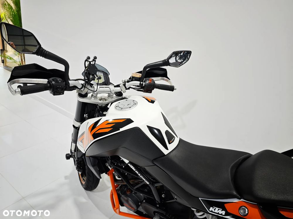 KTM Duke - 17