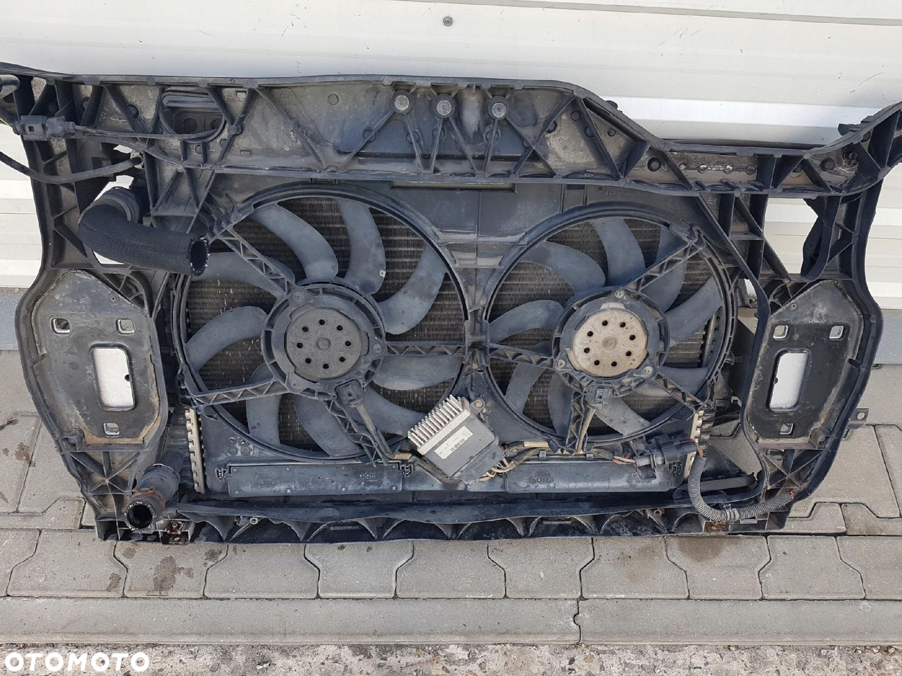 AUDI Q5 8R 08-12r 2.0 TDI PAS PRZEDNI CHŁODNICE WENTYLATORY MANUAL - 7