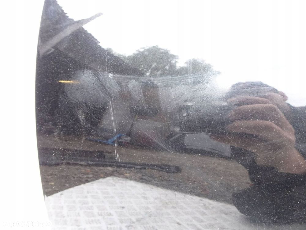 klapa tył kpl. toyota verso 09-13r. 209 - 10