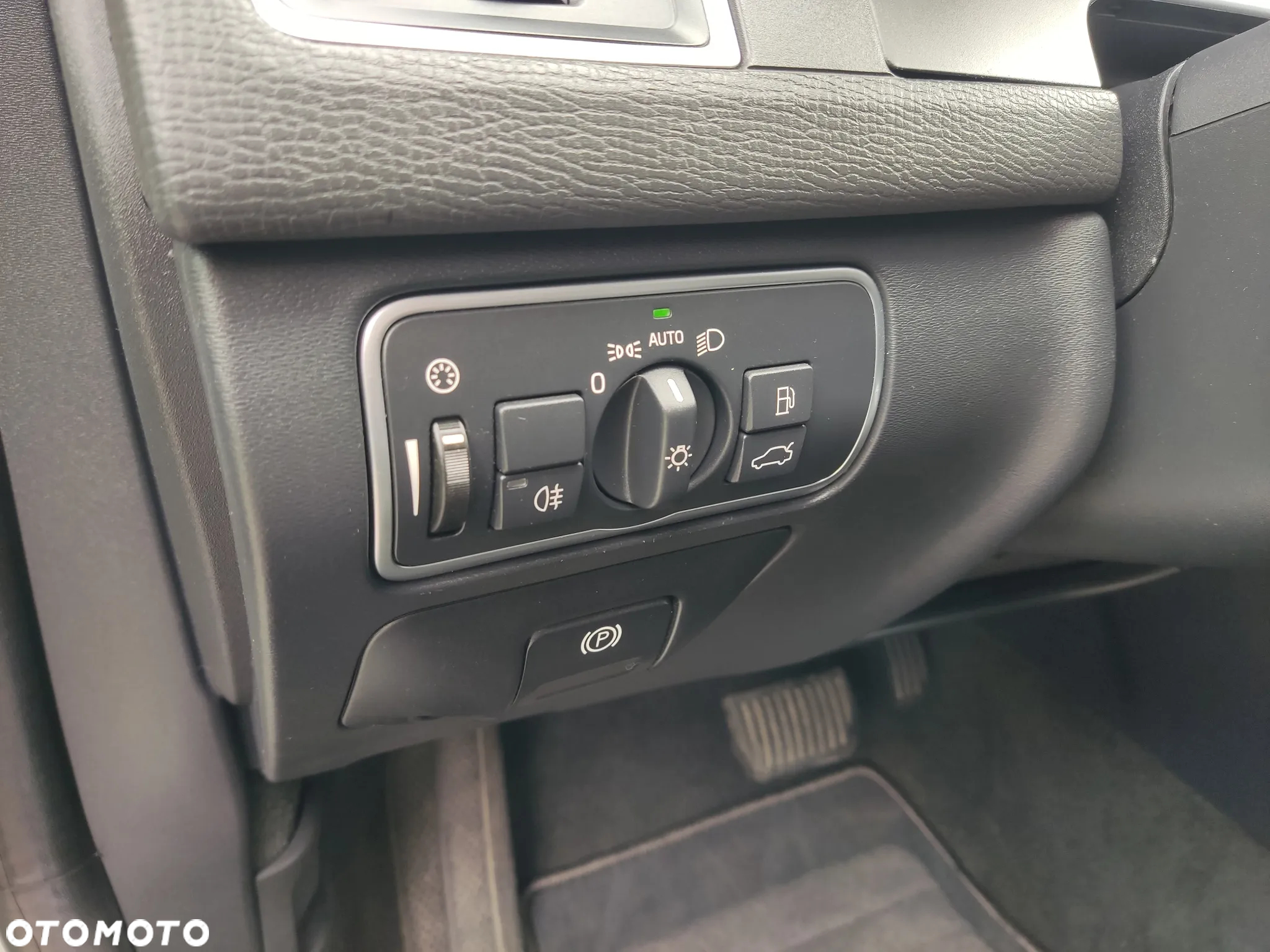 Volvo XC 60 D3 Drive-E Momentum - 16