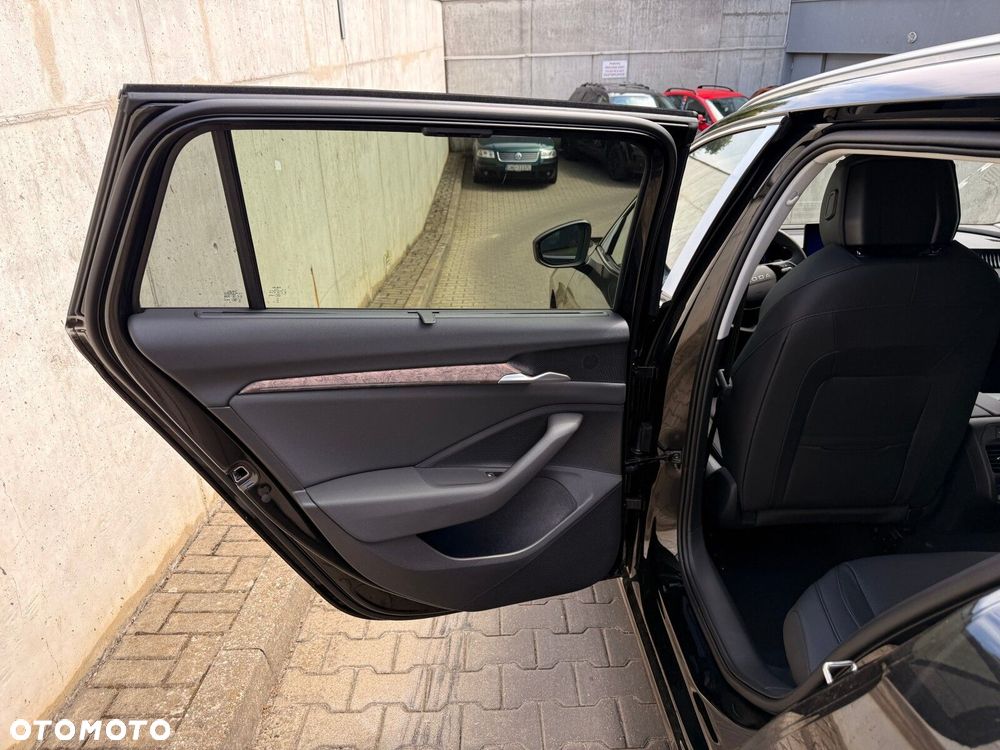 Skoda Superb 2.0 TDI SCR 4x4 L&K DSG - 15