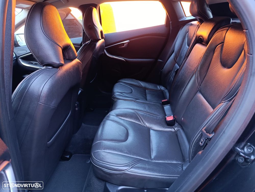Volvo V40 D2 Kinetic - 10