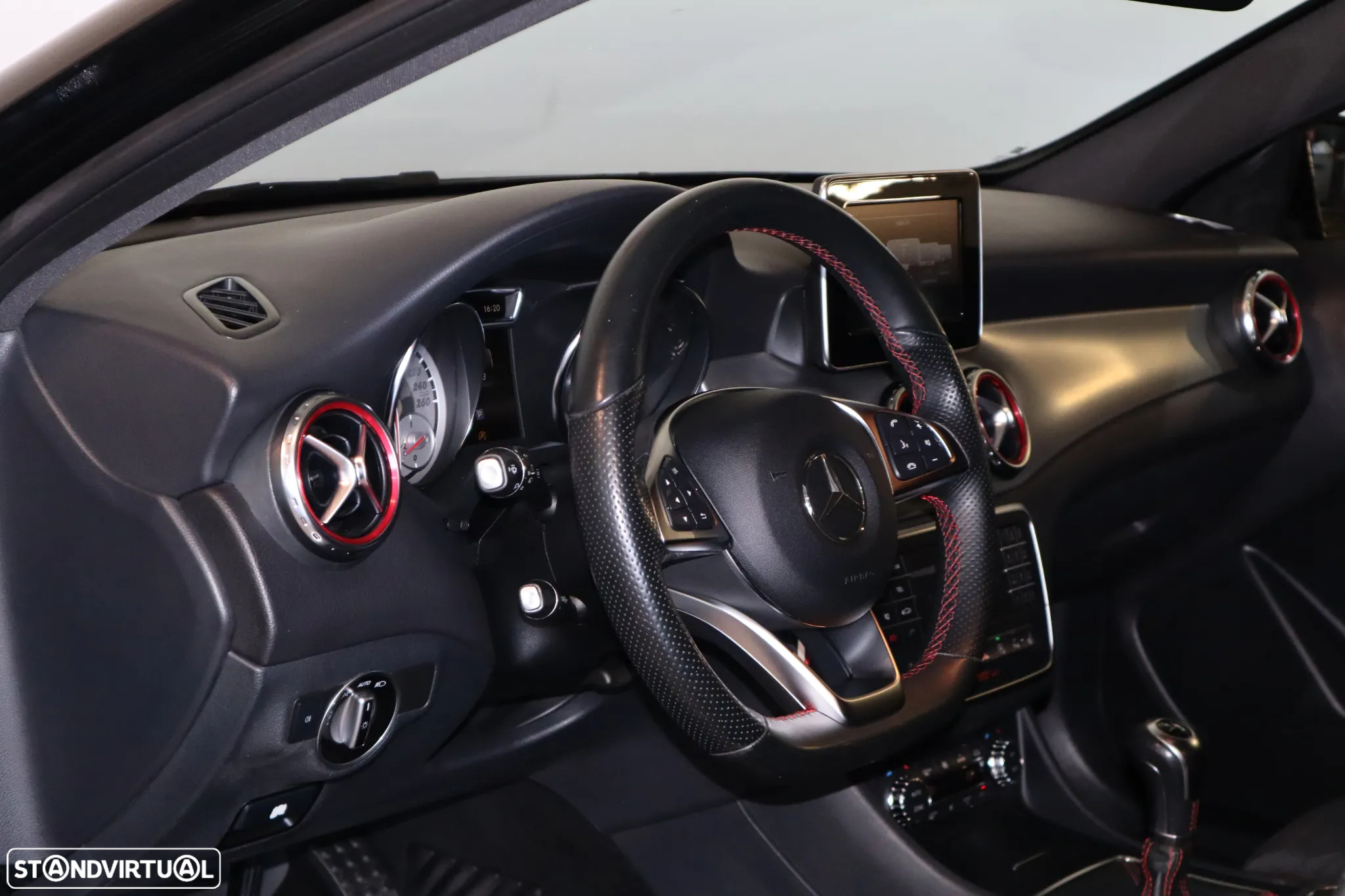 Mercedes-Benz GLA 180 (CDI) d AMG Line - 14