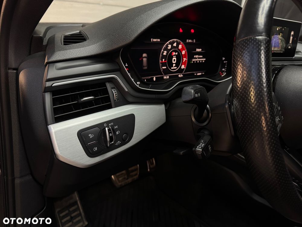 Audi A4 Avant 2.0 TDI Quattro S tronic - 15