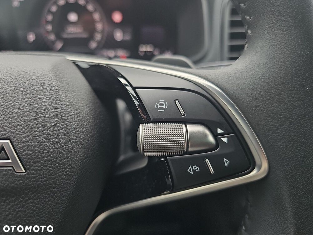 Skoda Karoq 1.5 TSI ACT Selection DSG - 22