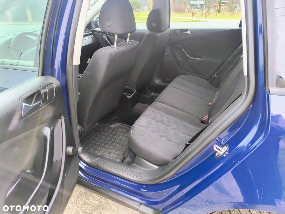 Volkswagen Passat Variant 2.0 FSI Individual - 5