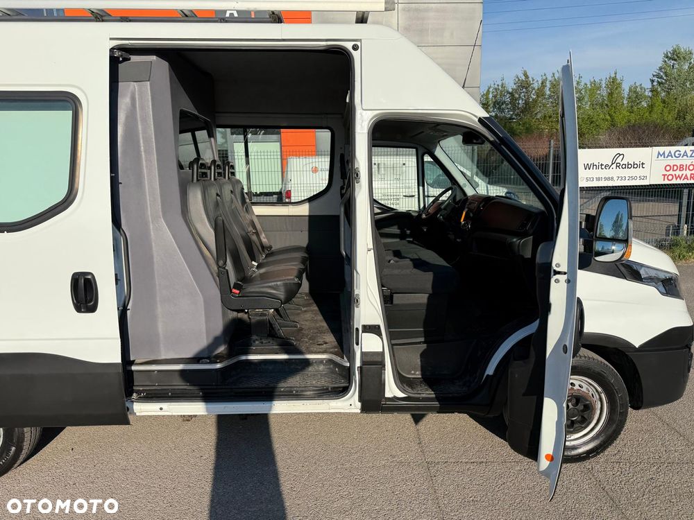 Iveco Daily 35S180,3.0 180KM, L3H2, Brygadówka 6os., Zadbany - 14
