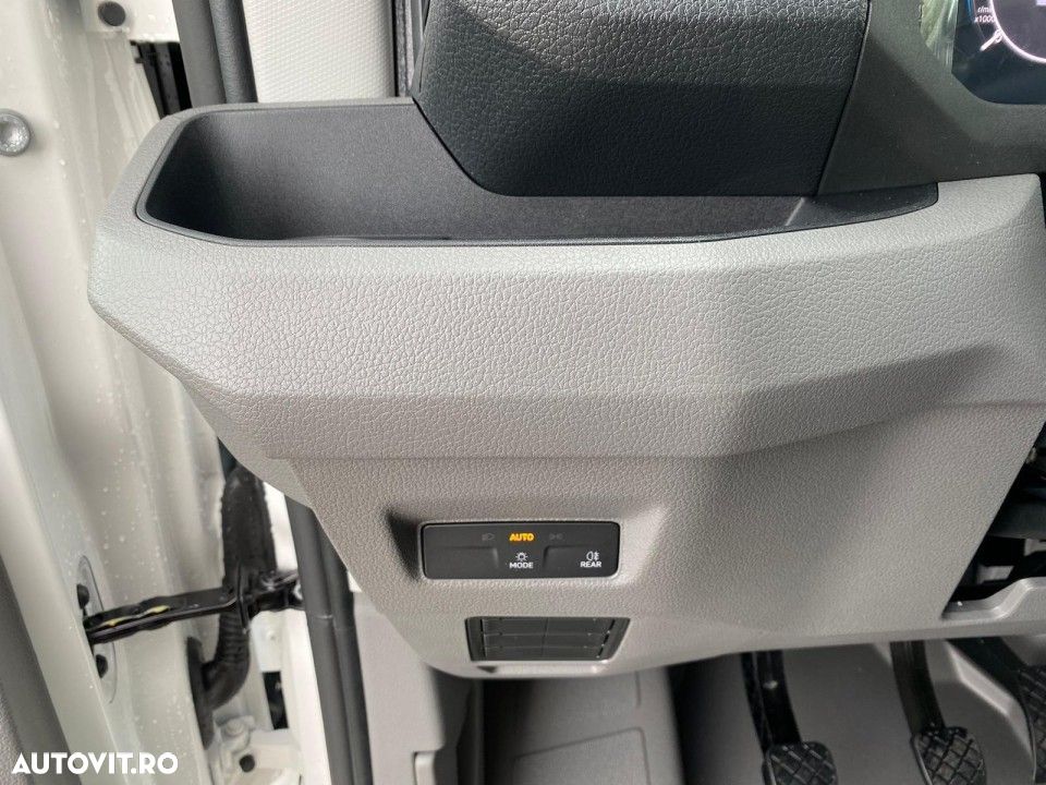 Volkswagen Crafter - 12