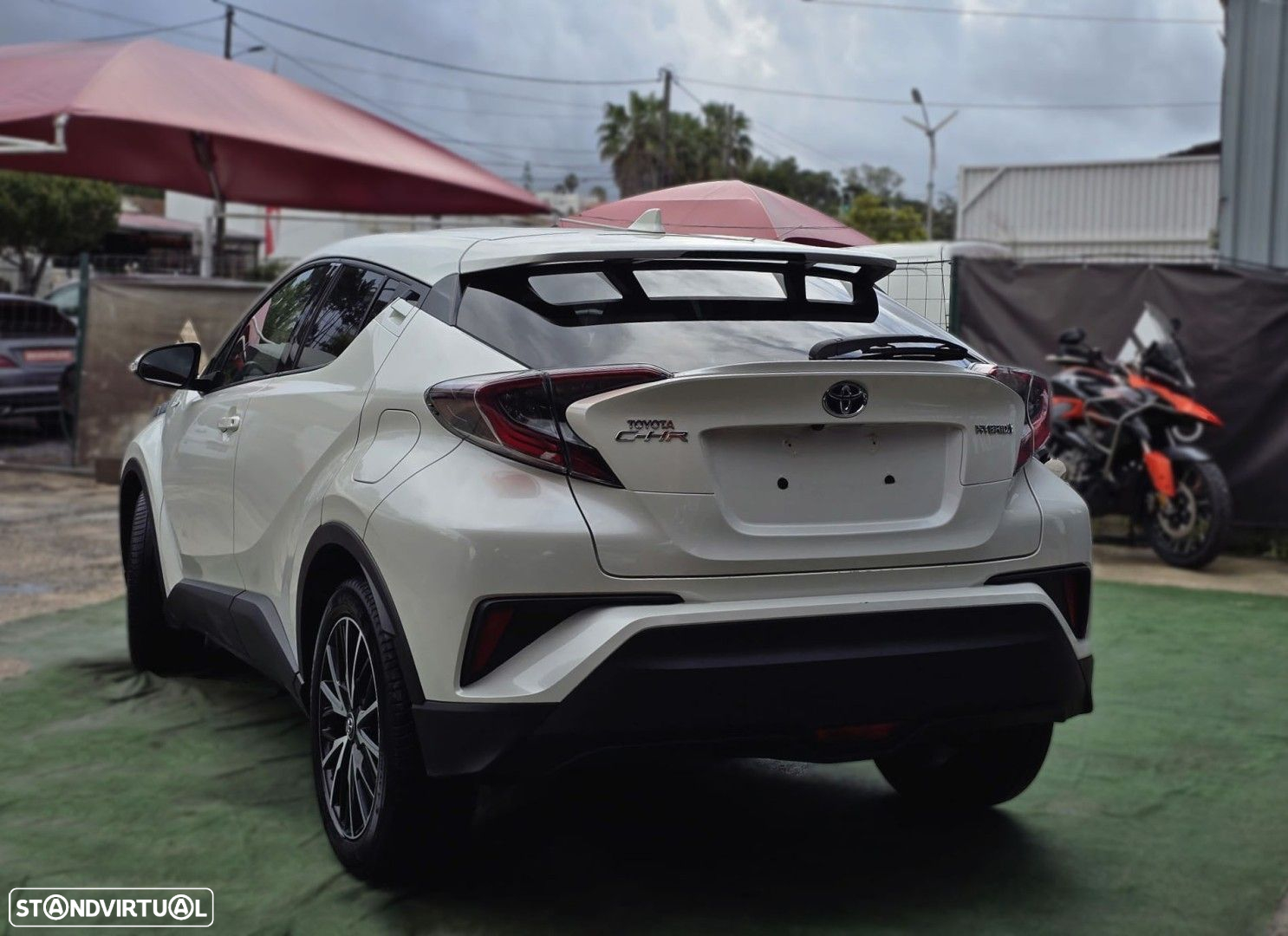 Toyota C-HR 1.8 HSD Exclusive+P.Luxury - 5
