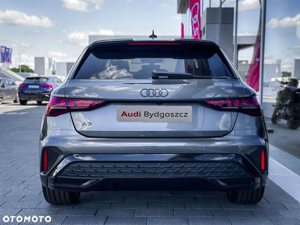 Audi A3 Sportback - 14