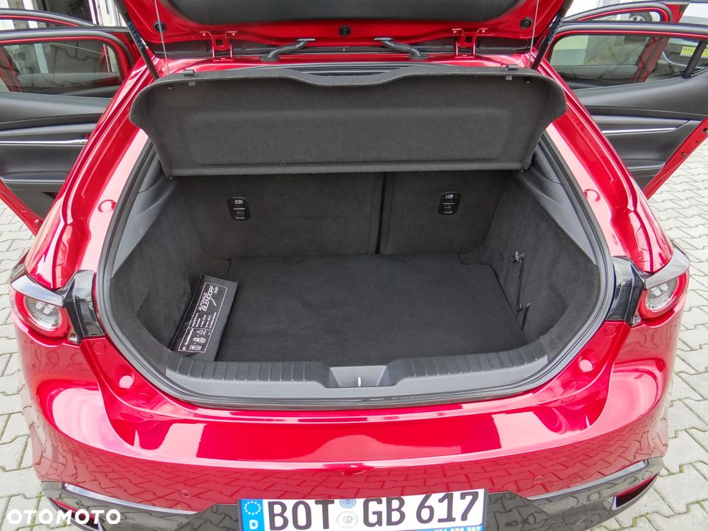 Mazda 3 e-SKYACTIV-G 122 M HYBRID DRIVE HOMURA - 17