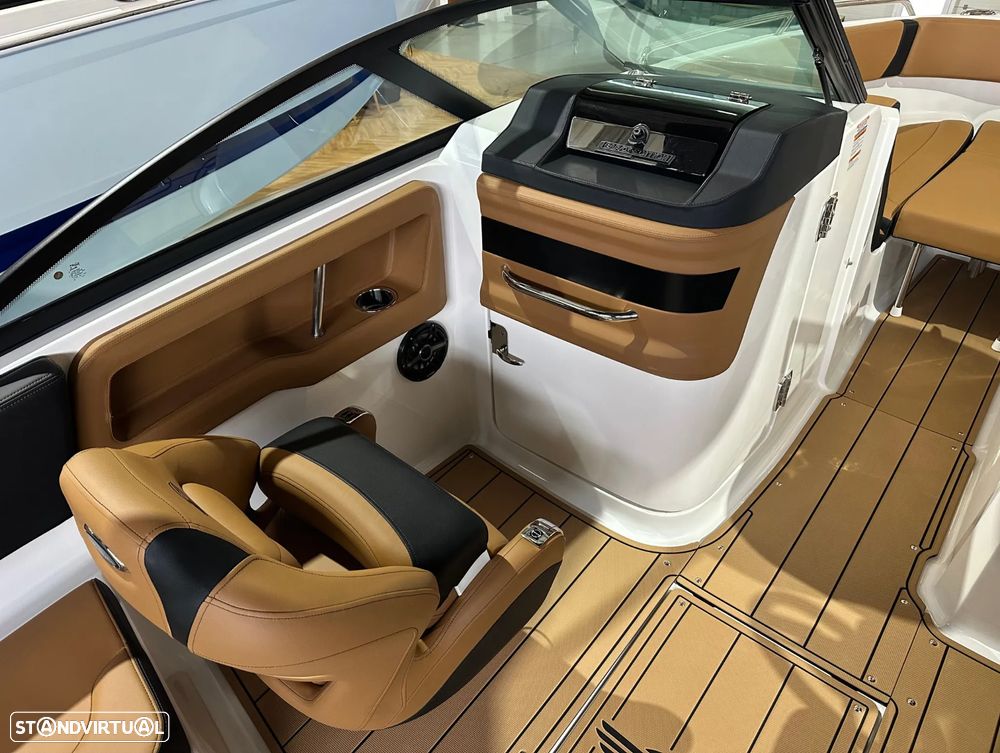 Chaparral 250 OSX - 19