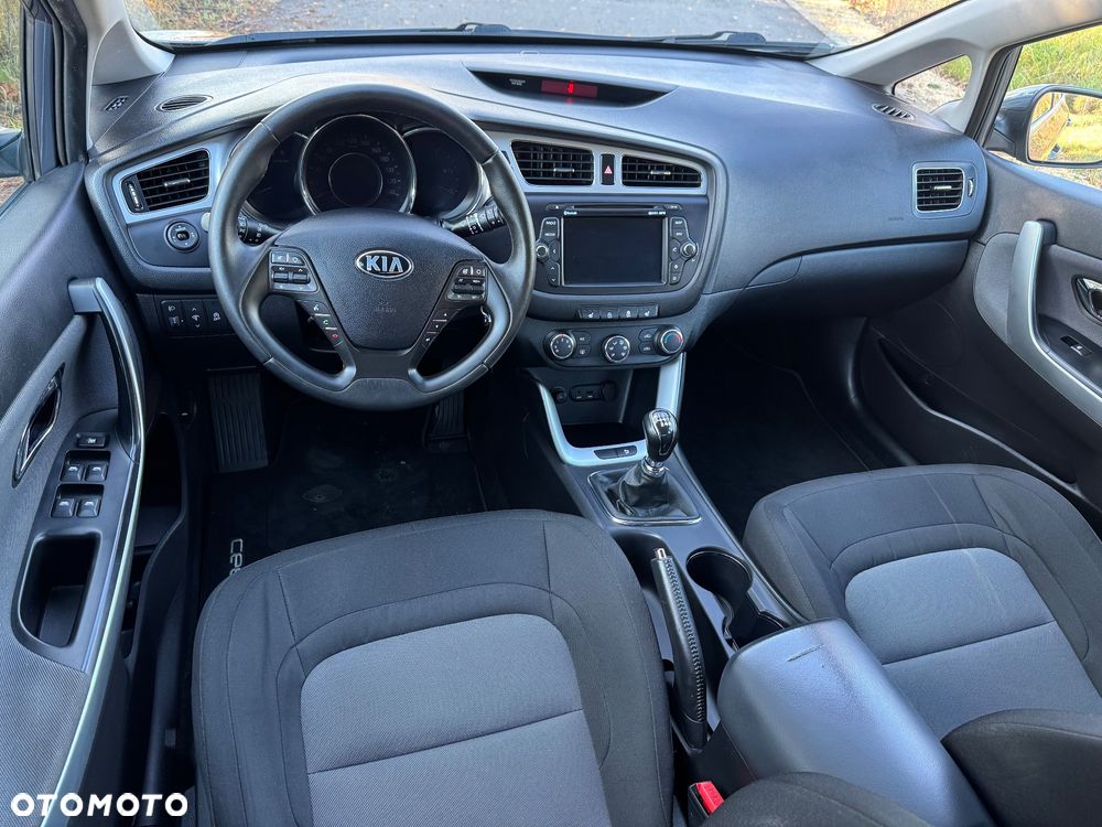 Kia Ceed Cee'd 1.6 CRDi Business Line - 8
