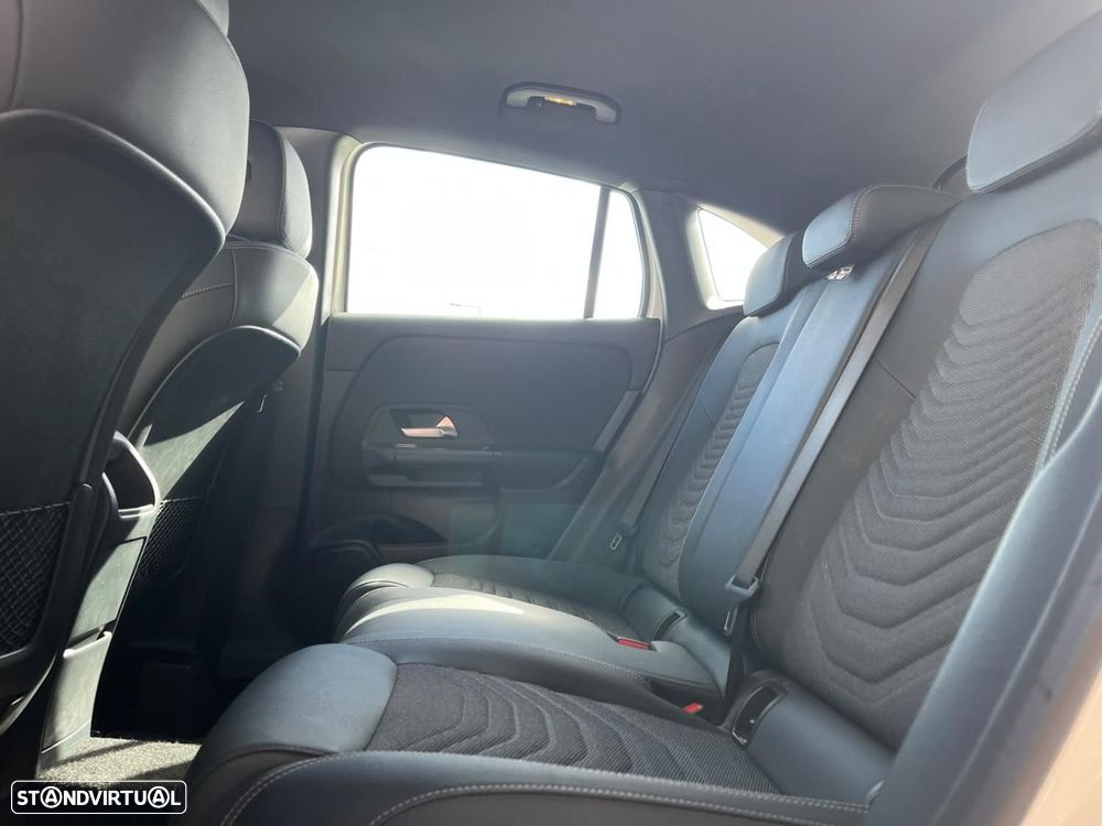 Mercedes-Benz GLA 180 d Progressive - 7