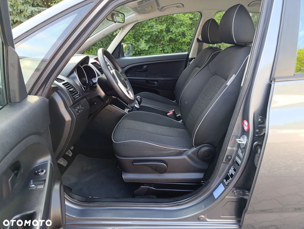 Kia Venga 1.4 L - 10