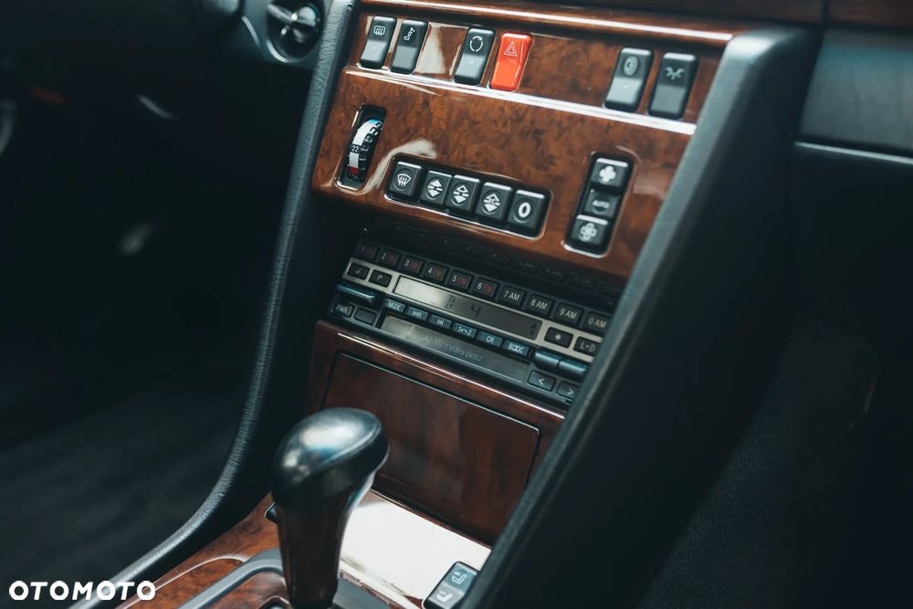 Mercedes-Benz W124 (1984-1993) - 20