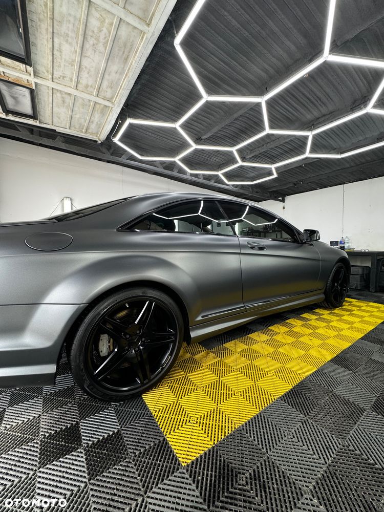 Mercedes-Benz CL 63 AMG - 13