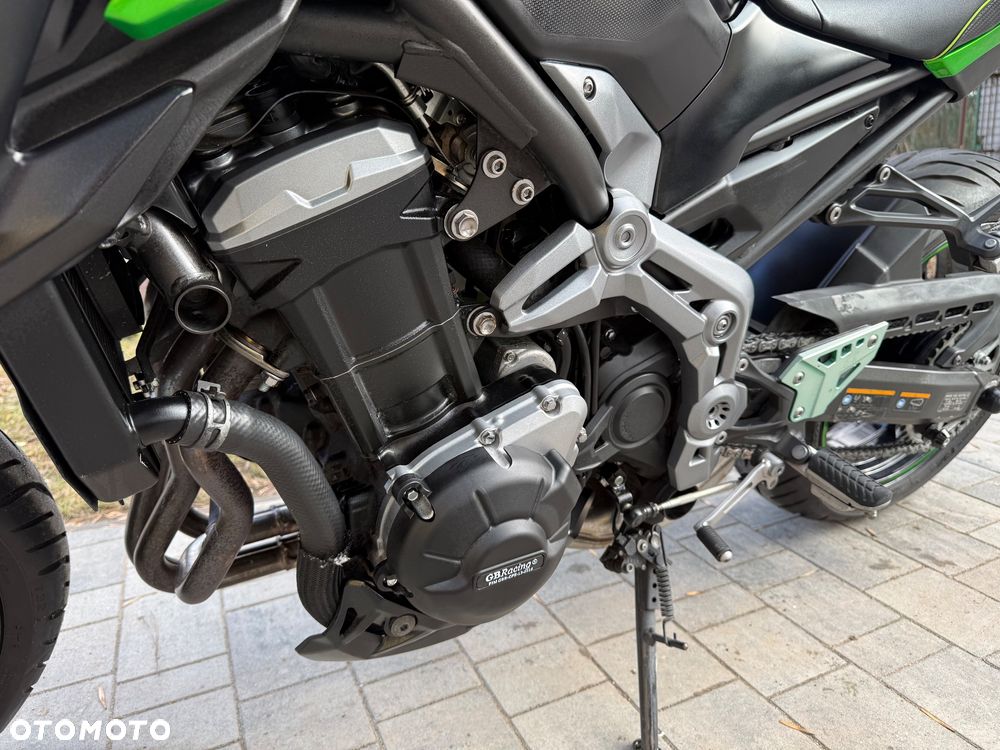 Kawasaki Z 900 - 22